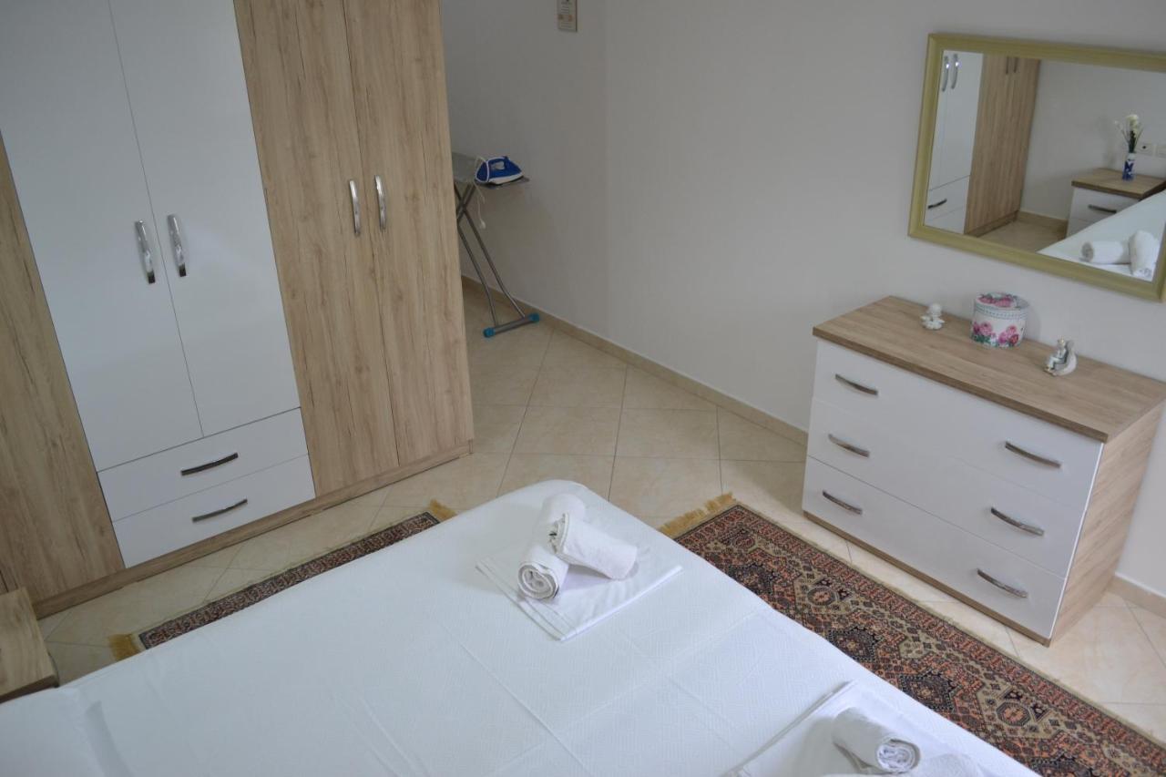 Flowers & Green 2 Bedrooms Apartment & Box Garage Vlorë Esterno foto