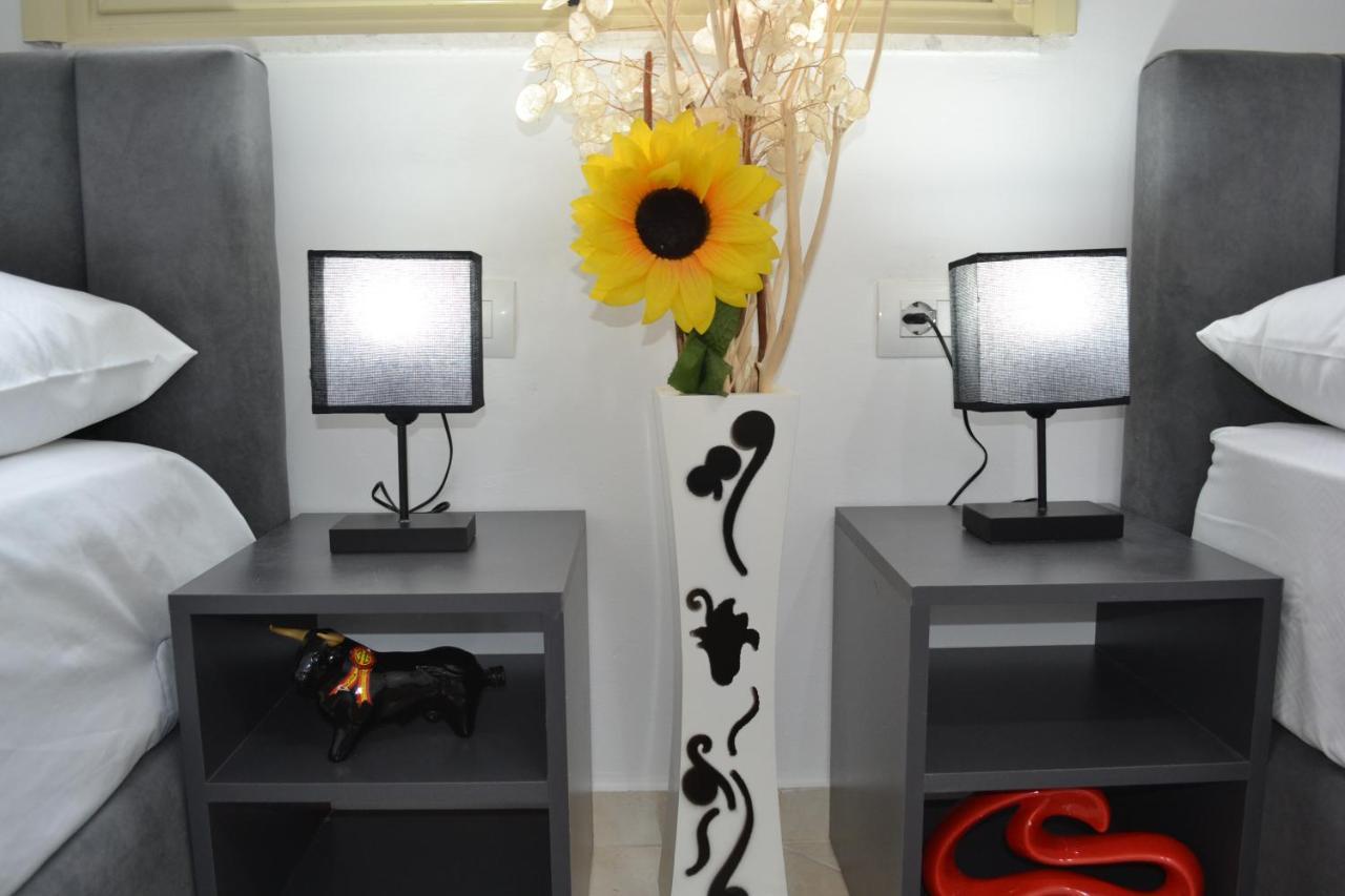 Flowers & Green 2 Bedrooms Apartment & Box Garage Vlorë Esterno foto